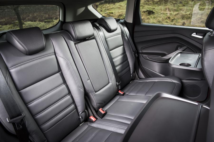 Интерьер Ford Kuga ST-Line 2017 года  (UK) (фото 61 из 63)